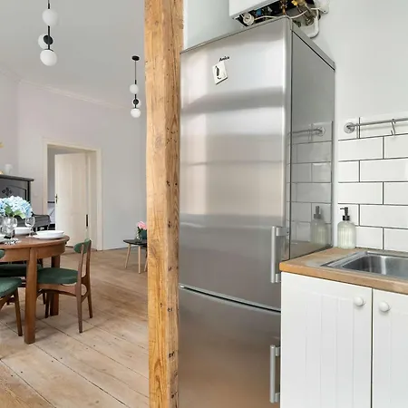 Kopernika Stylowy W Centrum Poznania By Renters Apartamento