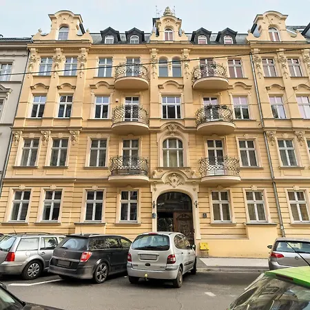 Apartment Kopernika Stylowy W Centrum Poznania By Renters