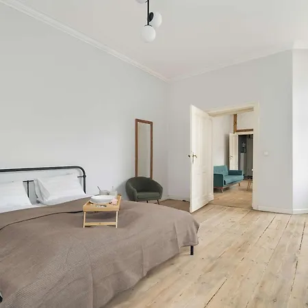 Kopernika Stylowy W Centrum Poznania By Renters